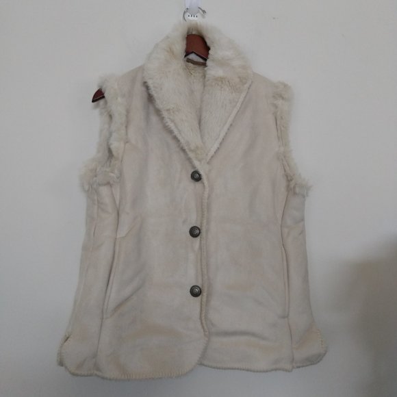 Andrea Faye Faux Fur/Suede Vest - Picture 1 of 9